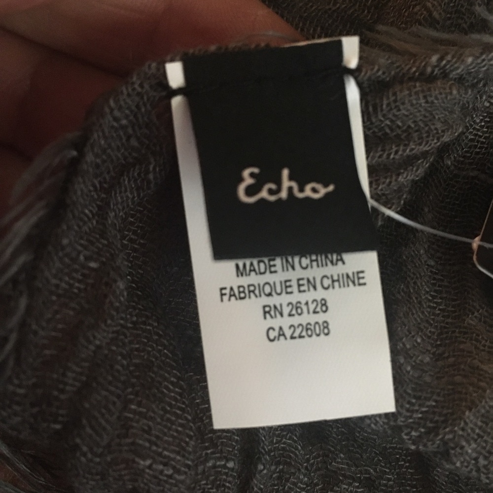 Echo scarf - Picture 11 of 16